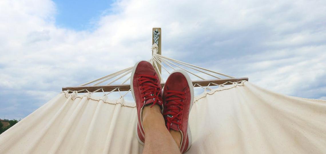 relaxing-hammock-photo