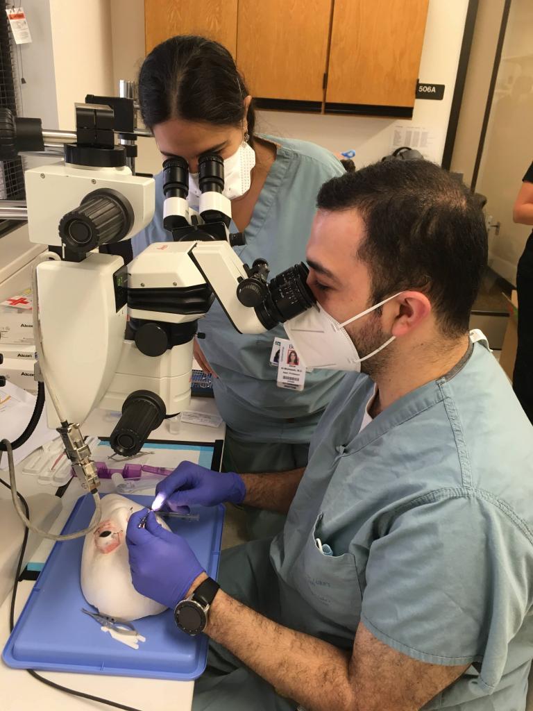 Cataract surgical wet lab – 1:1 faculty-to-resident ratio