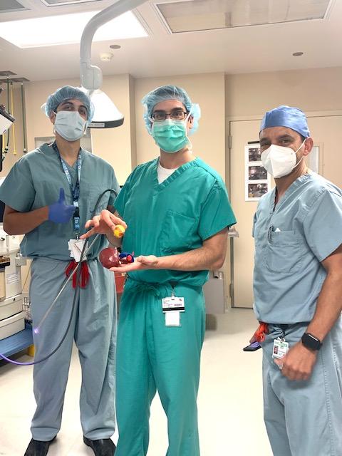 Dr. Wes Mayer and residents demonstrate robotic partial nephrectomy using 3D modelling technology.