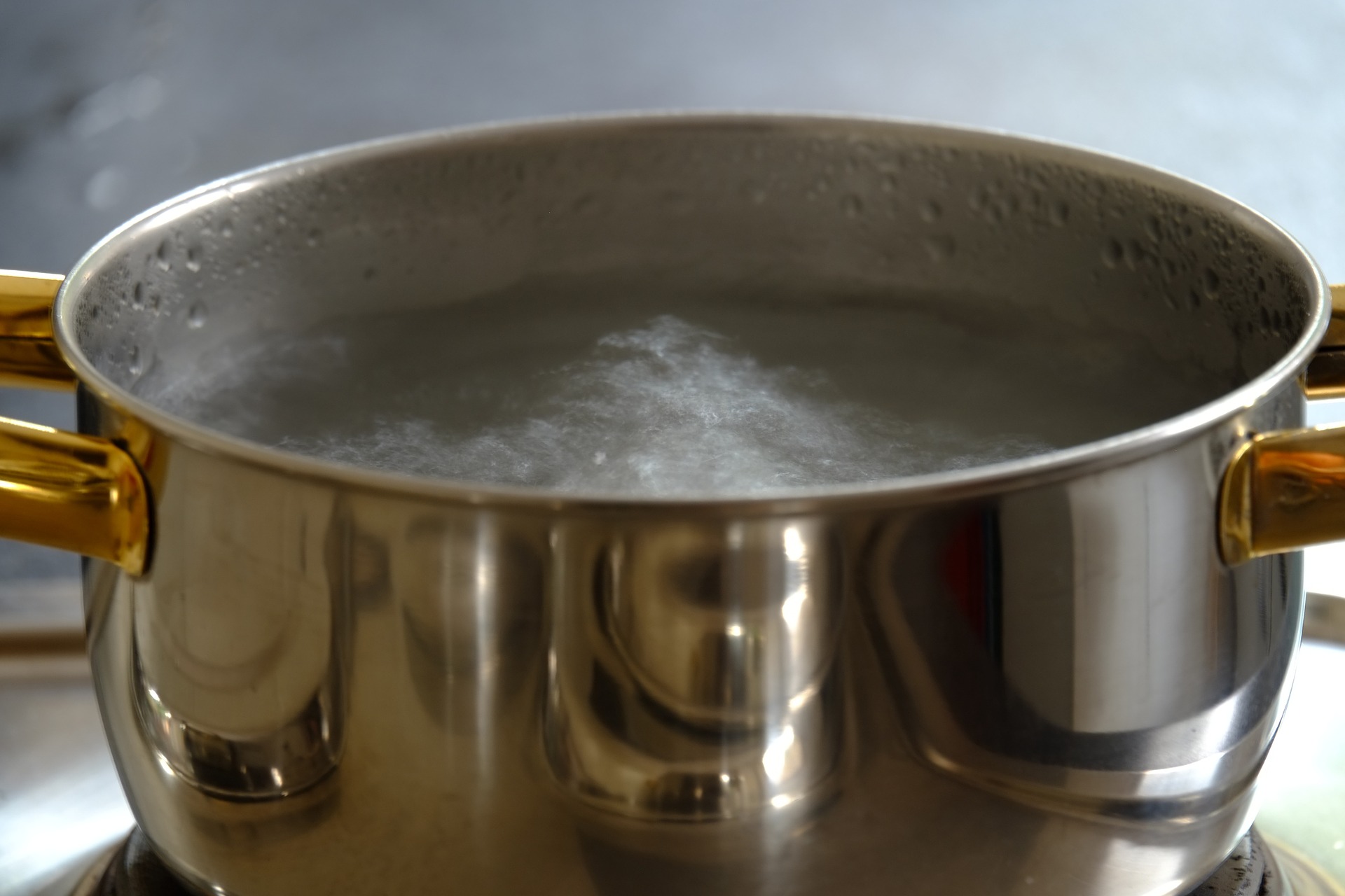 12 Unexpected Tips You Need When Boiling Water