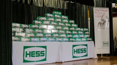 7mƵ and Hess Corp. give away free Hess Toy Truck STEM (science, technology, engineering, mathematics) kits for teachers to use in their classrooms. Image from 2017 give away. 