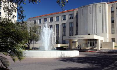The Roy and Lillie Cullen Building, with the Alkek Fountain at the entrance.