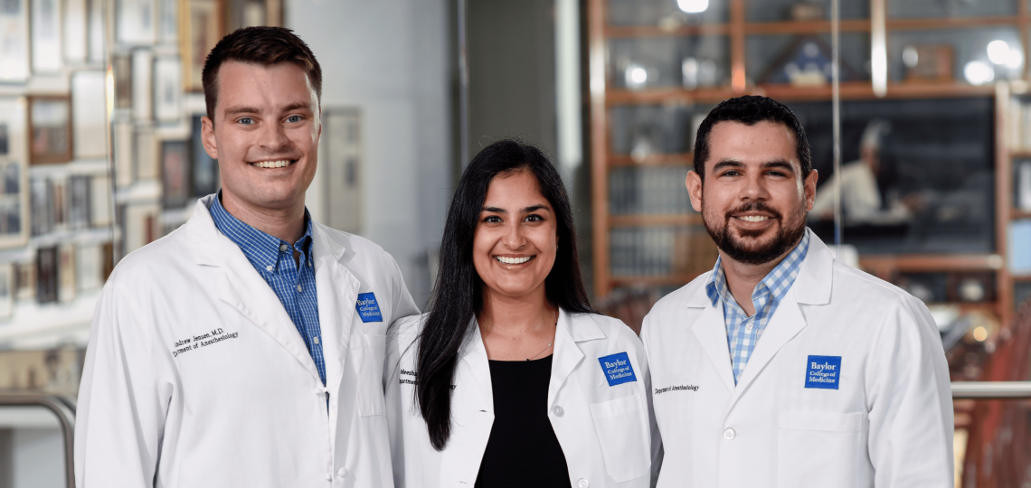 Three anesthesiology resident chiefs shoulder to shoulder