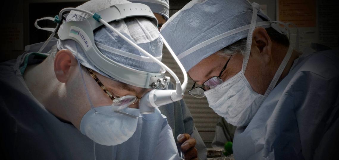 Drs. Burt and Sugarbaker Drs. Bryan Burt and David Sugarbaker in the OR.