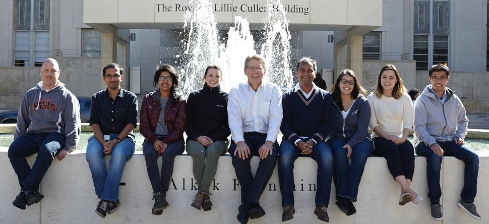 Cooper Lab members in front of the Alkek Fountain at Baylor College of Medicine, February 2018.