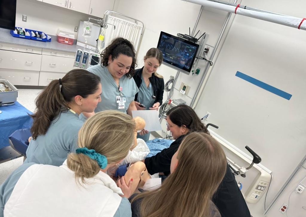 Ob/Gyn residents participate in simulation.