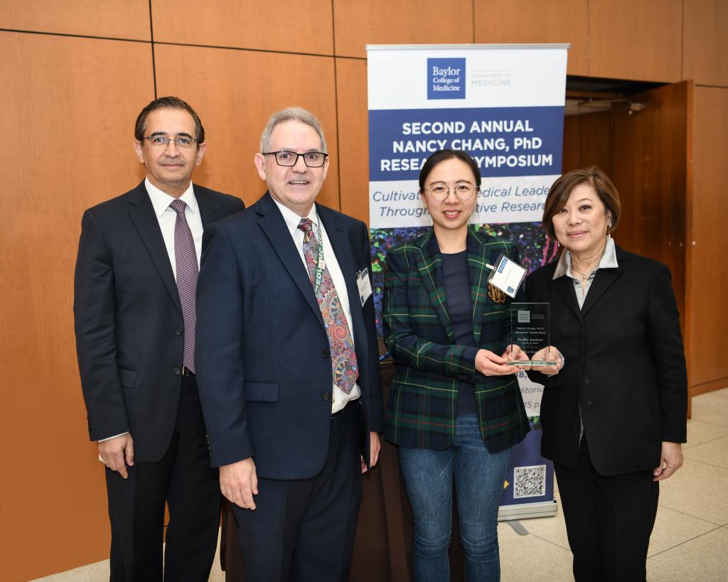 Presenter Dr. Yue Yuan was awarded first place in the second annual Nancy Chang, Ph.D. Poster Session (2024), presented by Drs. Hashem El-Serag, Rolando Rumbaut, and Nancy Chang.