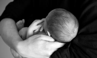 A new study found that the microbiome of infants greatly expands between birth and 4 to 6 weeks of age.