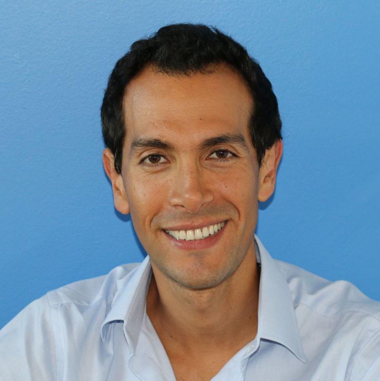 Dr. Juan Vera, associate professor in the Center for Cell and Gene Therapy at Baylor