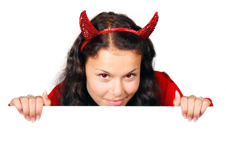 Dr. Christina Weng warns of danger from using novelty contact lenses for Halloween costumes.