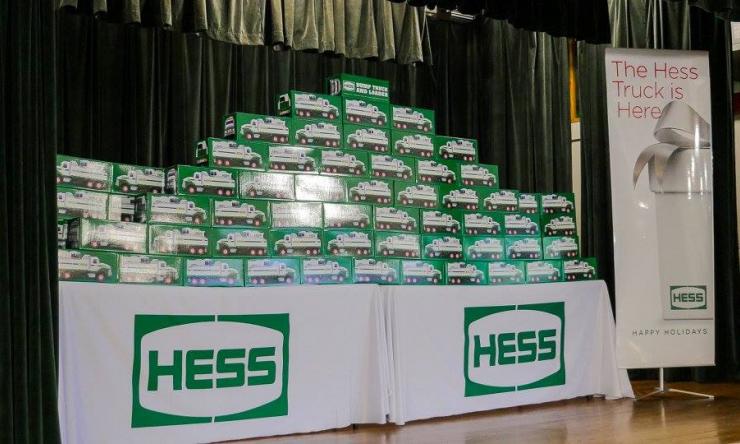 Baylor College of Medicine and Hess Corp. give away free Hess Toy Truck STEM (science, technology, engineering, mathematics) kits for teachers to use in their classrooms. Image from 2017 give away. 