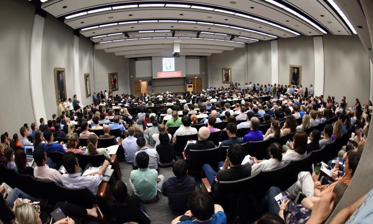 It was a packed house in Cullen Auditorium to hear Dr. Bert Vogelstein discuss the past, present and future of the war on cancer.