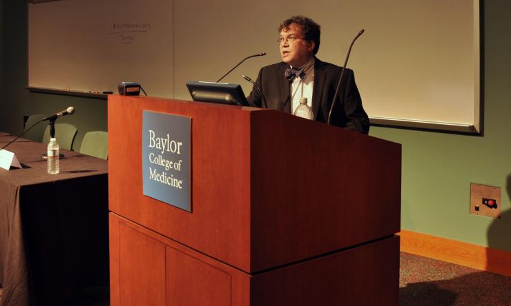 Dr. Hotez speaks at the 2nd annual vax technology conference