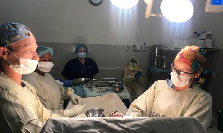 A medical student in the operating room in Malawi. Malawi is a Baylor International Pediatrics AIDS Initiative site available for Baylor College of Medicine students interested in doing an international OB/GYN clinical elective.